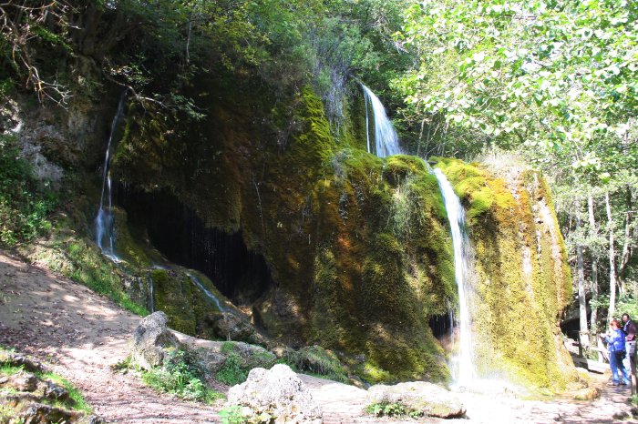 Dreimuehlen_Wasserfall_Eifel_16.09.2011_003.JPG