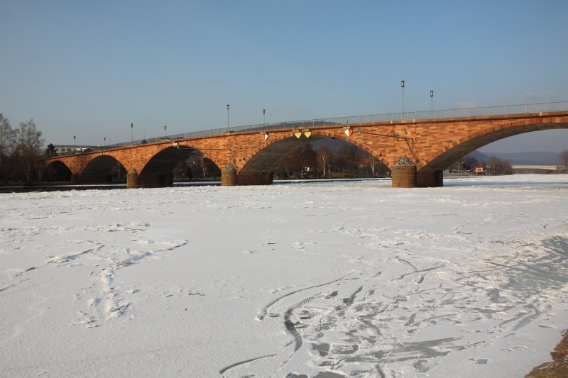 Am_Main_in_Miltenberg_10.02.2012_009.JPG