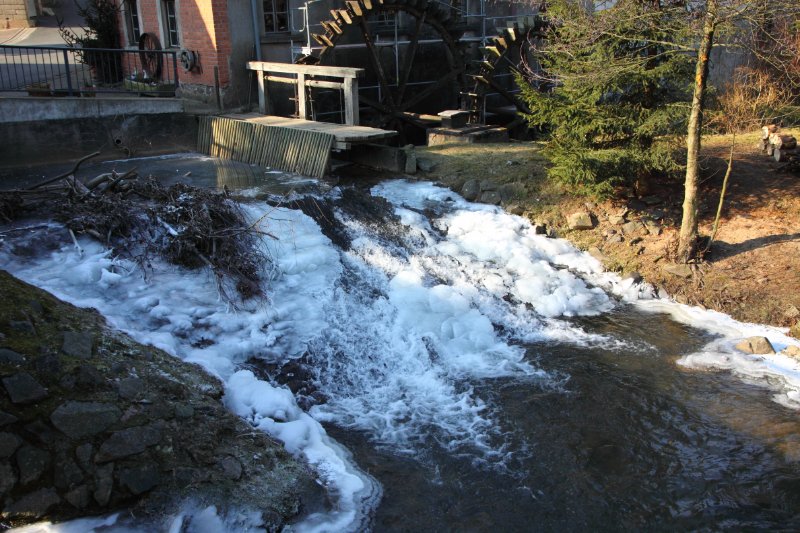 Die_Kahl_in_Stroetzbach_10.02.2012_005.JPG