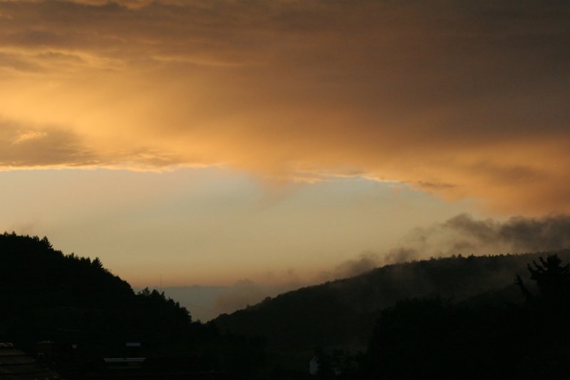 Wolken2 12.08.05.jpg